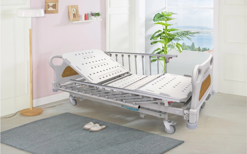 سرير مستشفى يدوي